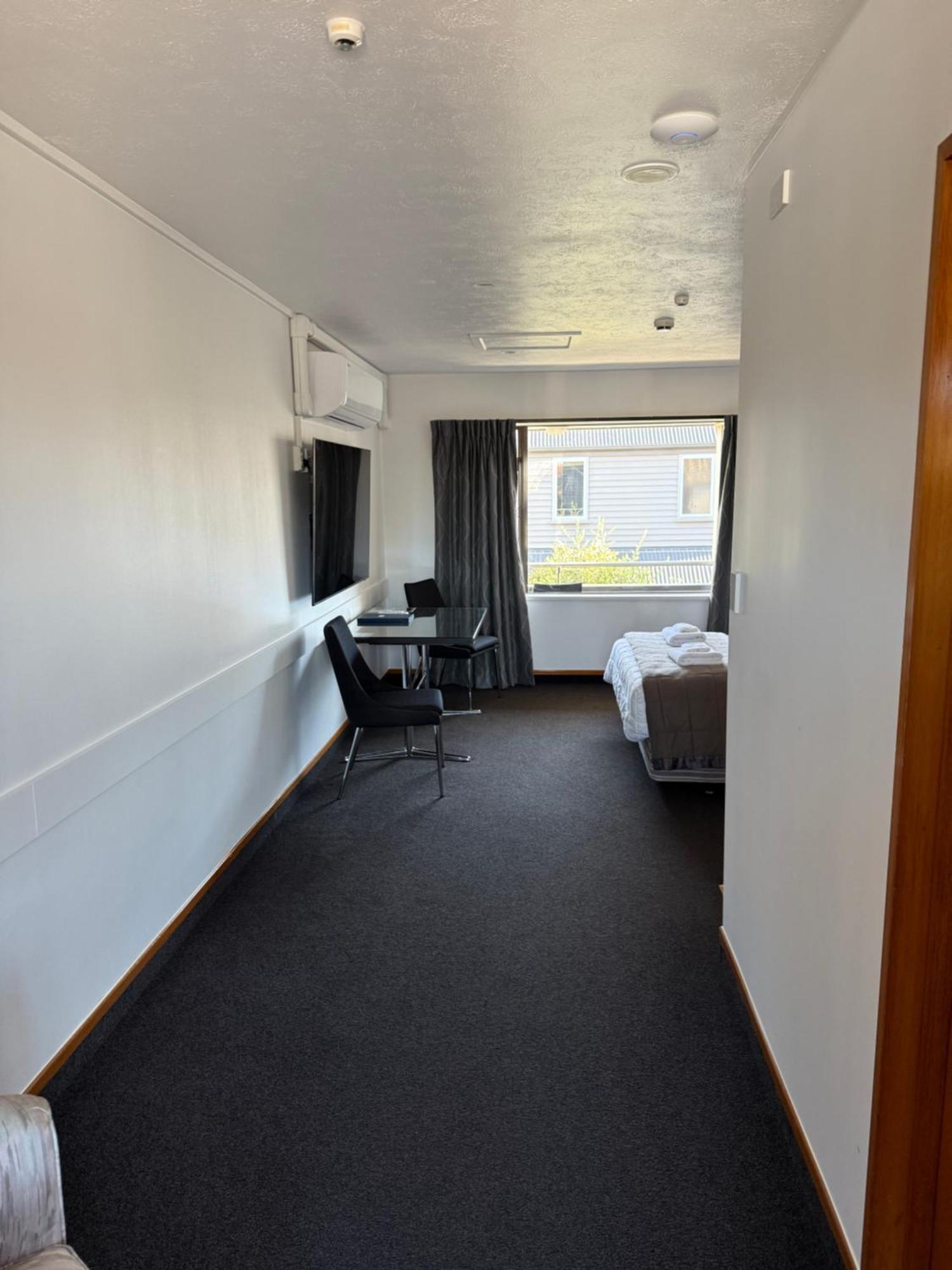 Airport Gateway 4*